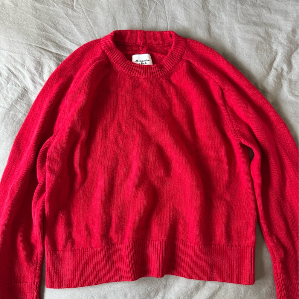 Abercrombie & Fitch red knit crewneck sweater